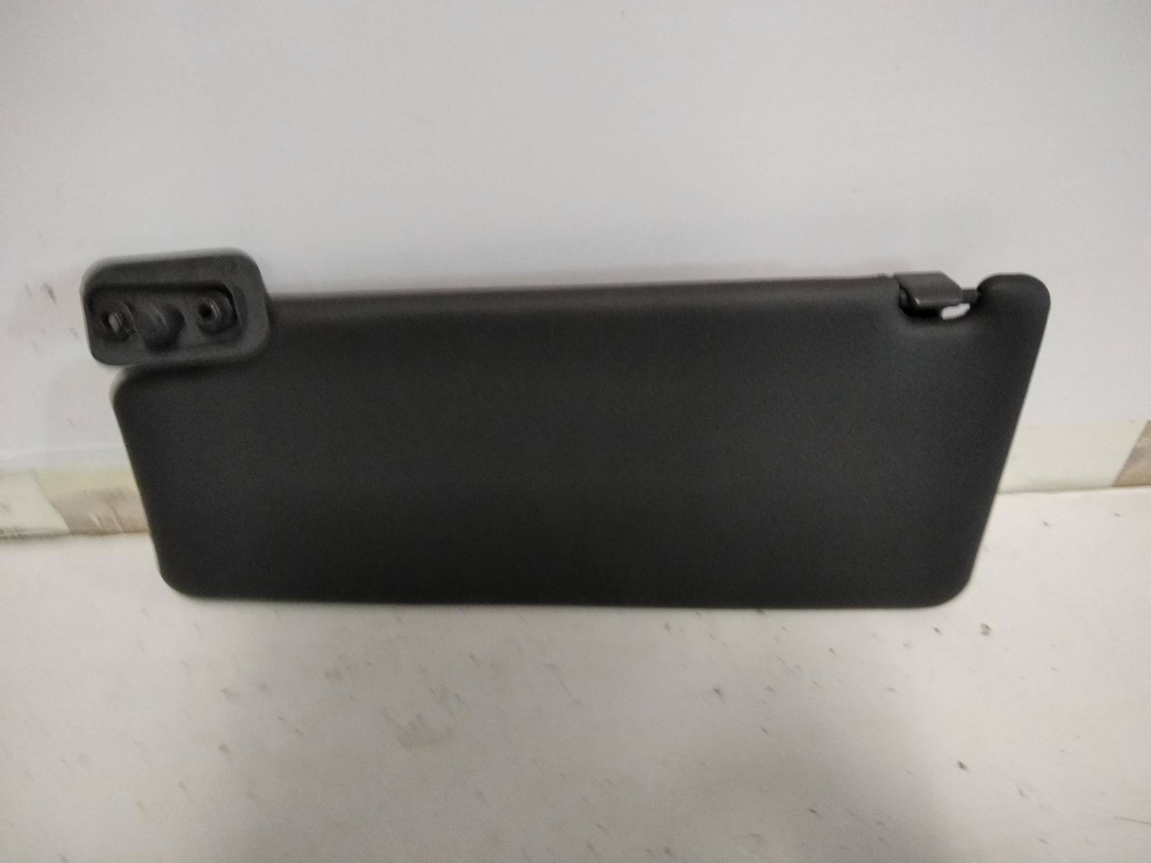 Aletta parasole parabrezza dx.